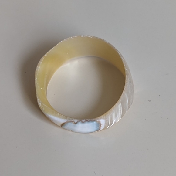 Brand New Mother of Pearl Ring Size 12-1/2 - Picture 2 of 6
